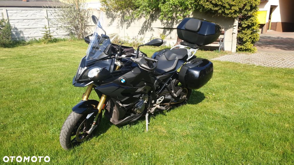 BMW XR - 1