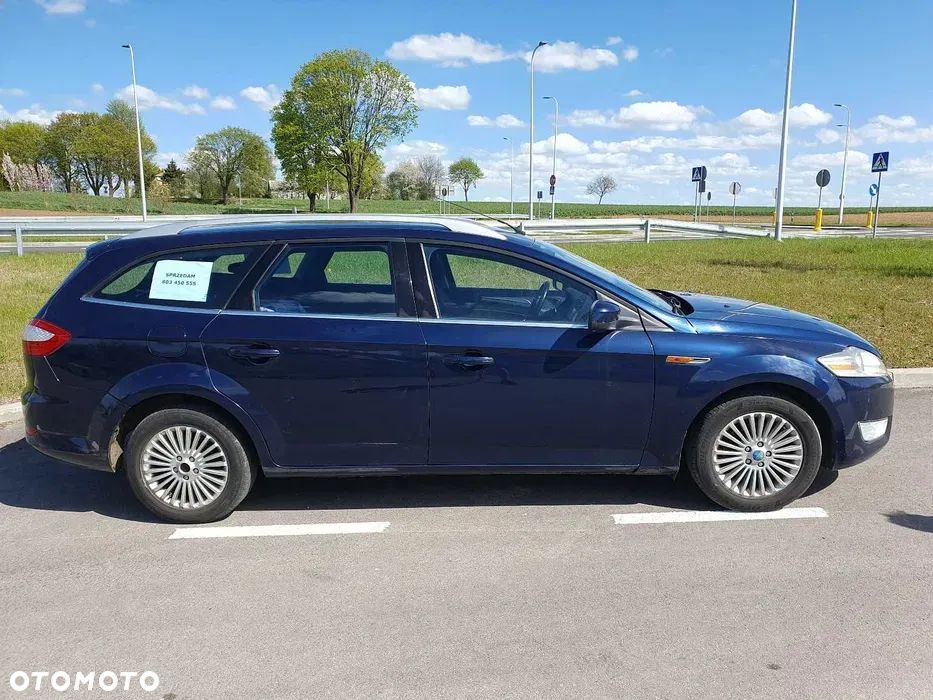 Ford Mondeo Turnier 2.0 Ghia - 2