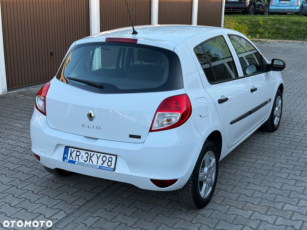 Renault Clio 1.2 16V Expression - 22