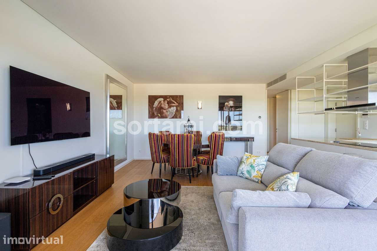 Apartamento T2 Venda em Quarteira,Loulé - Grande imagem: 2/20