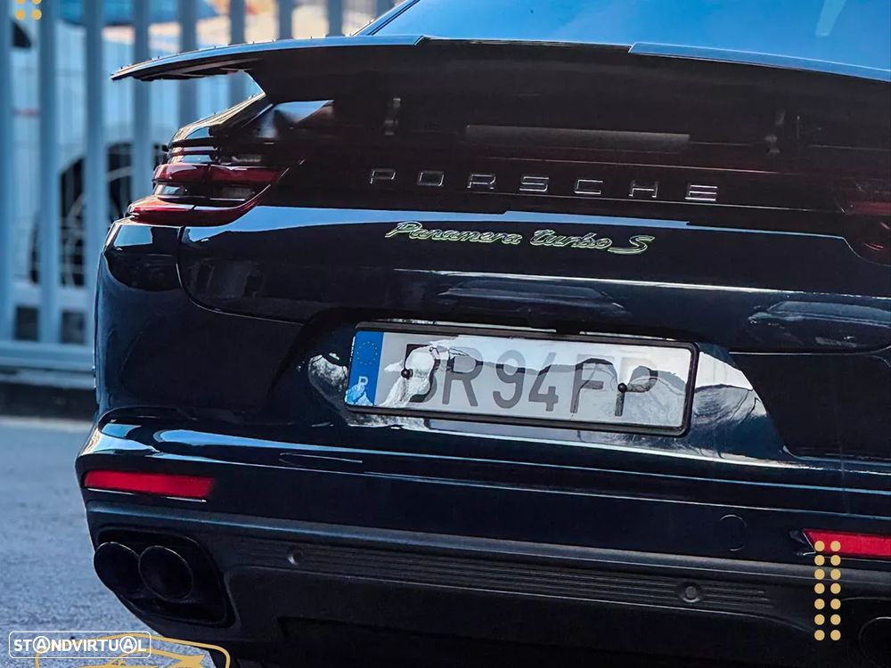 Porsche Panamera Turbo S - 20