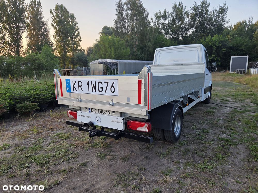 Mercedes-Benz Sprinter - 9