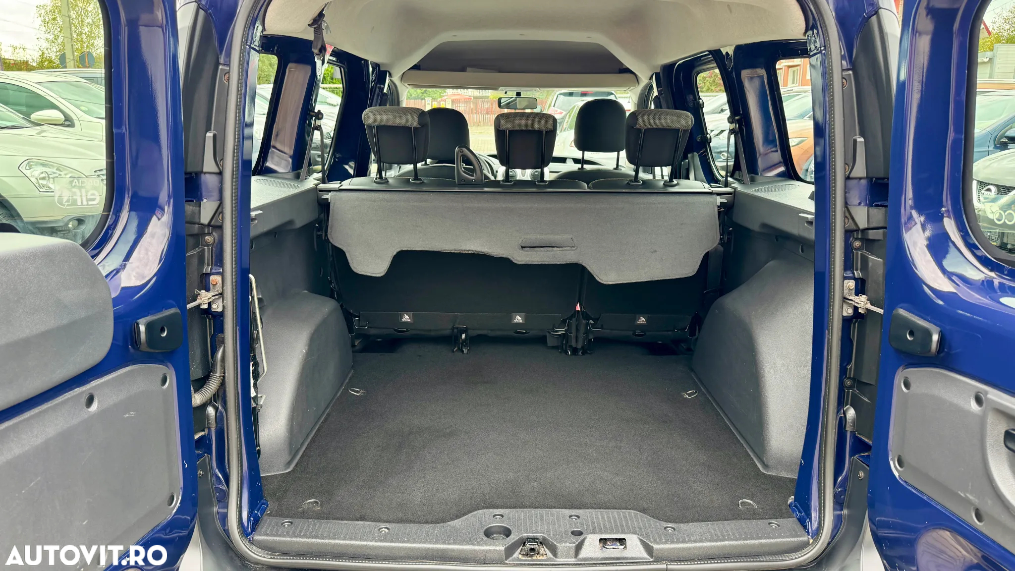 Dacia Dokker 1.5 dCi 75 CP Ambiance - 11