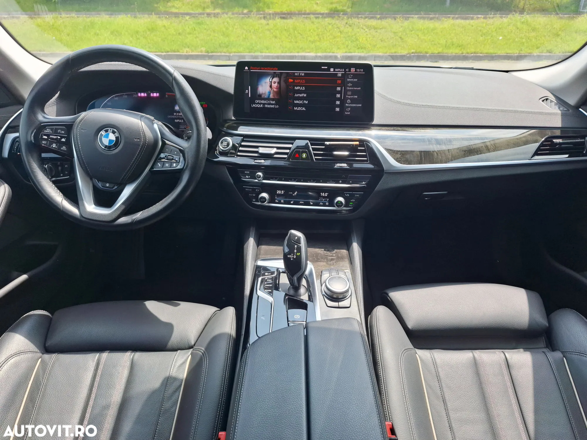 BMW Seria 5 530d xDrive AT MHEV - 11