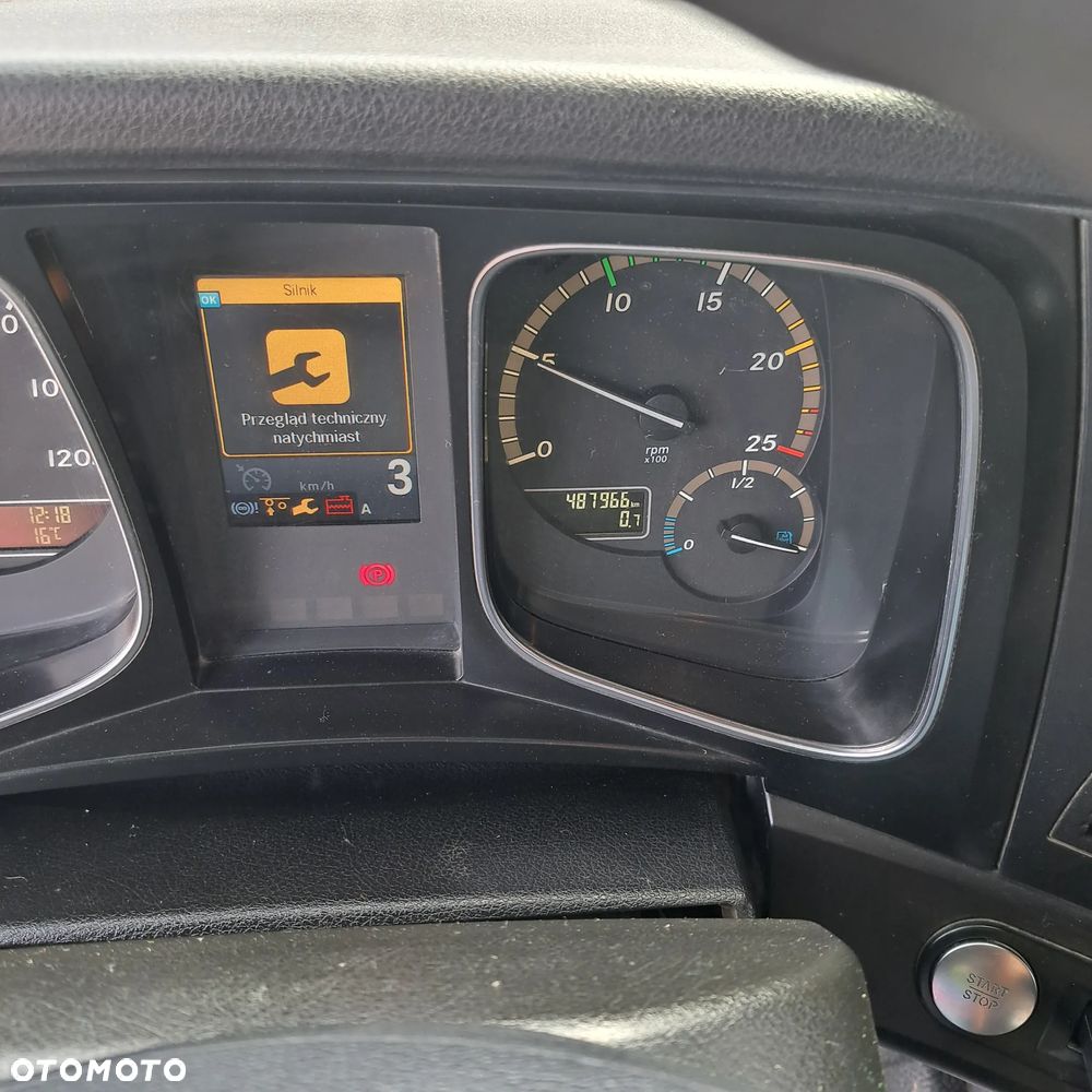 Mercedes-Benz ACTROS - 8