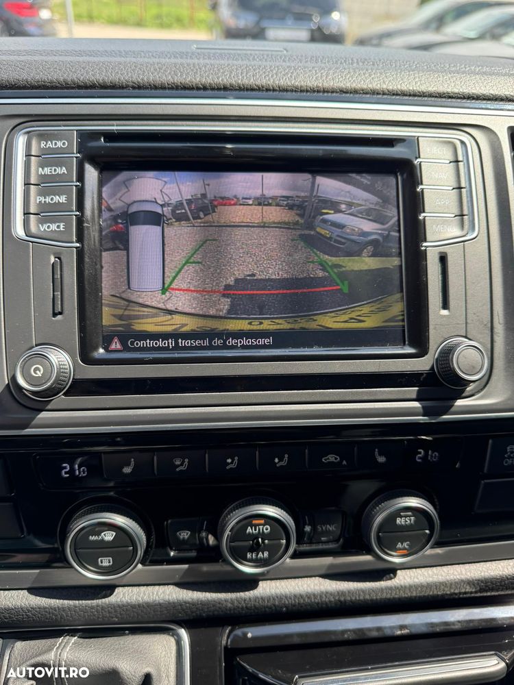 Volkswagen Multivan - 9