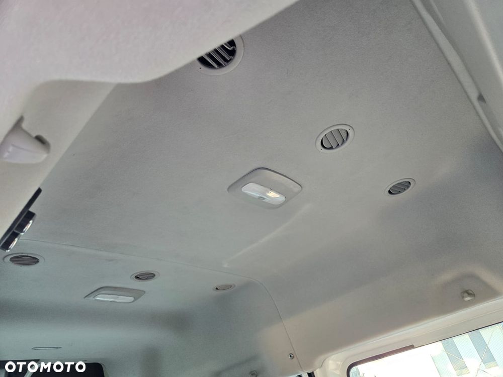 Ford Transit Custom - 11