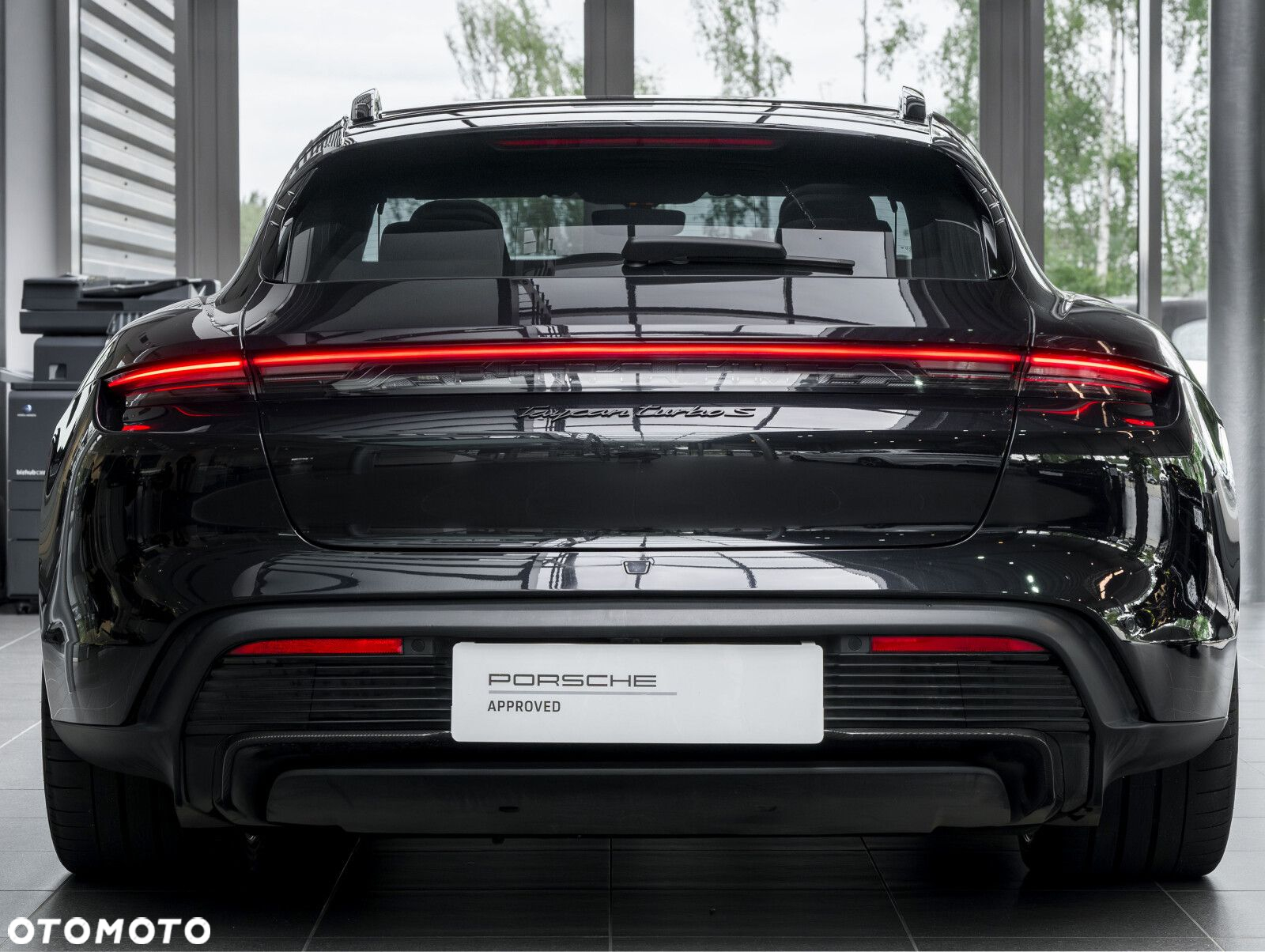 Porsche Taycan Turbo S Sport Turismo - 6