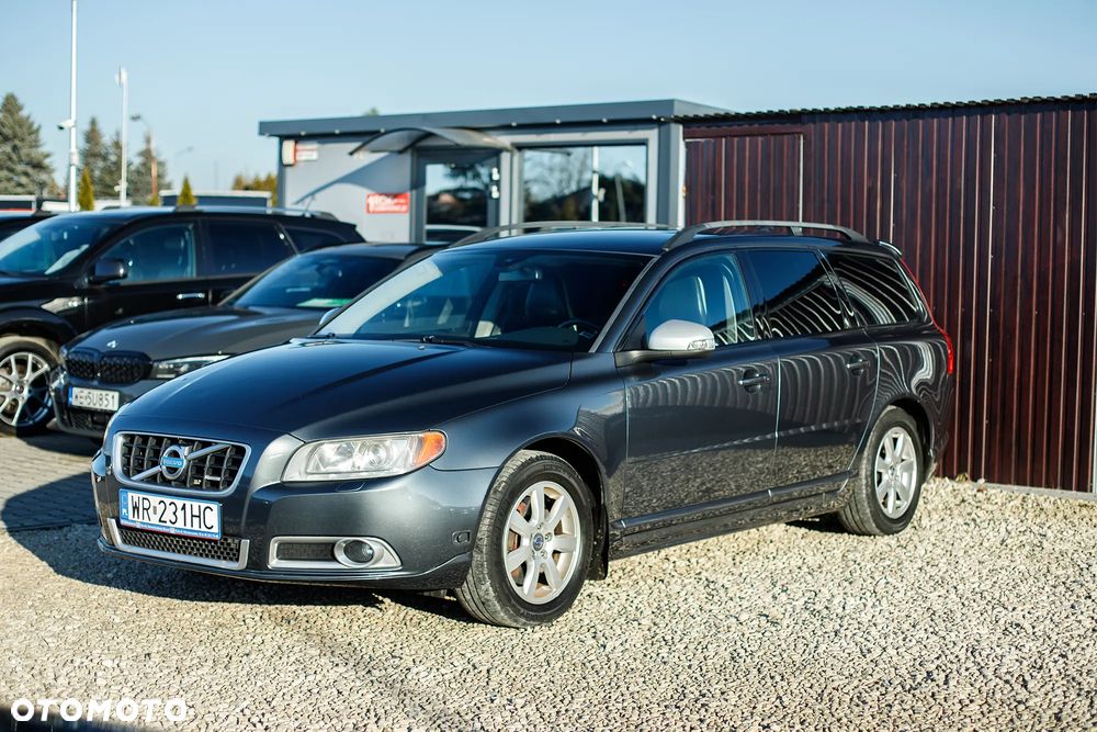 Volvo V70 2.5T R-Design Summum - 13
