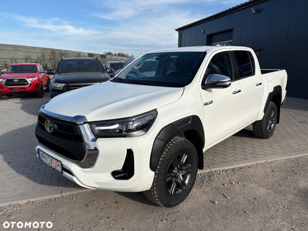 Toyota Hilux 2.8 D-4D Double Cab SR5+ 4x4 - 4