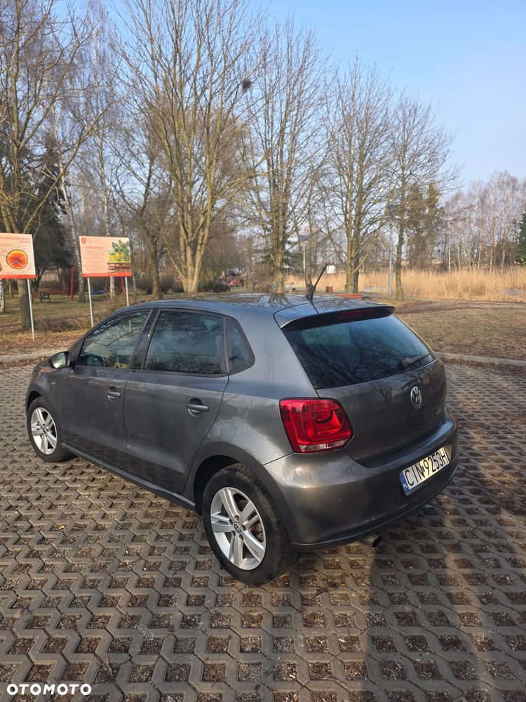 Volkswagen Polo 1.6 TDI MATCH - 9