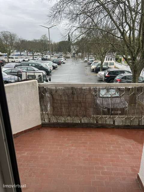 BEJA - APARTAMENTO T4 (177m2) COM JARDIM,GARAGEM E ARRECADAÇÃO - Grande imagem: 3/26