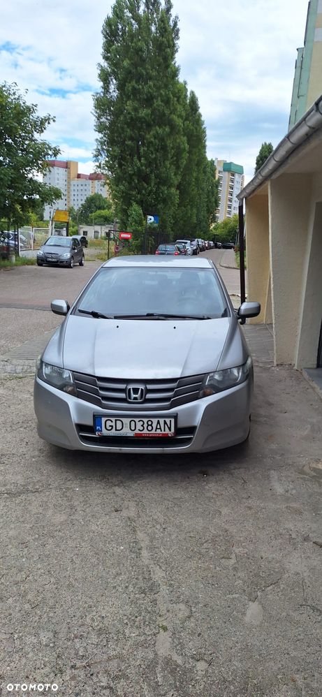 Honda City 1.4 Comfort - 1