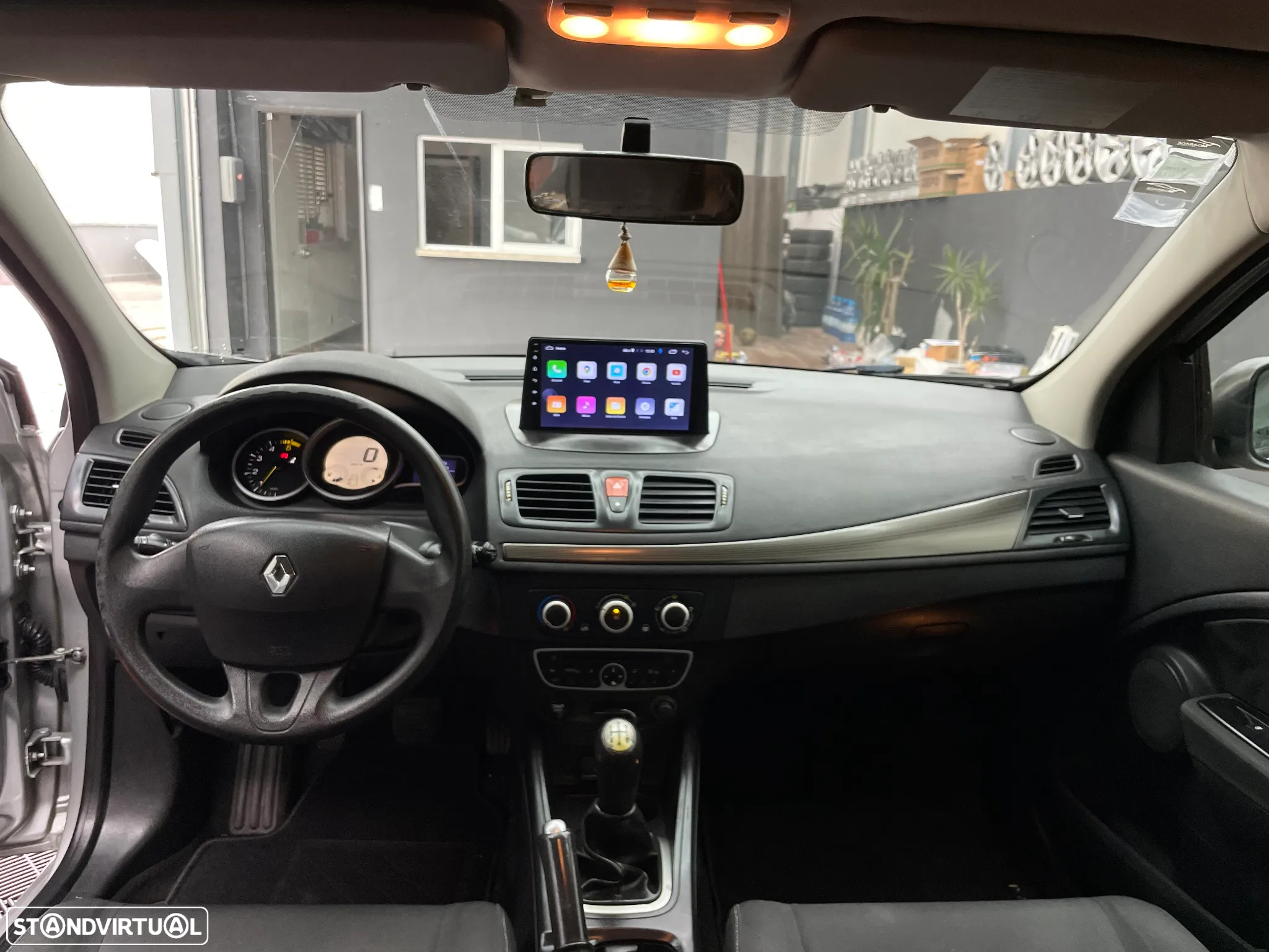 Renault Mégane 1.5 dCi Dynamique - 7