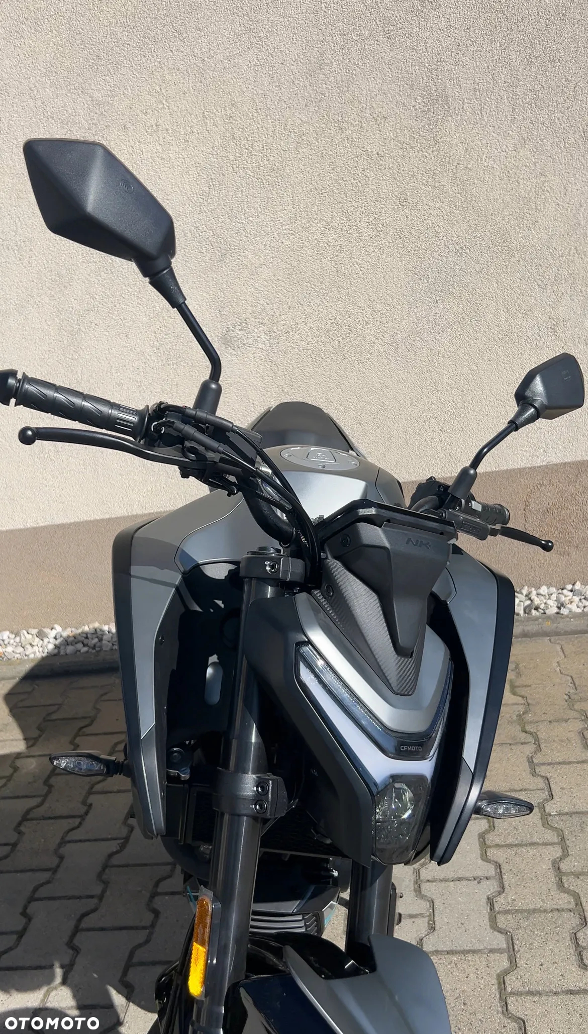 CFMoto NK - 7