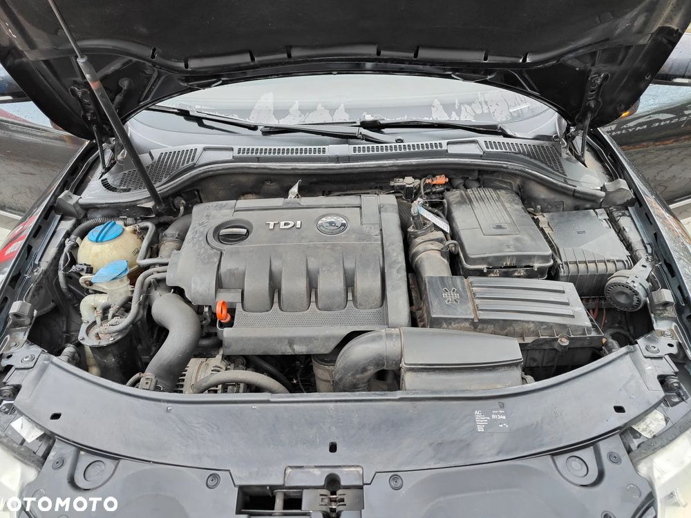 Skoda Superb 2.0 TDI Ambition - 6