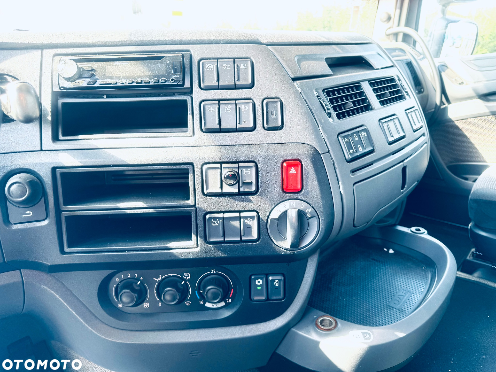 DAF XF 460 SpaceCab / Standart - 13