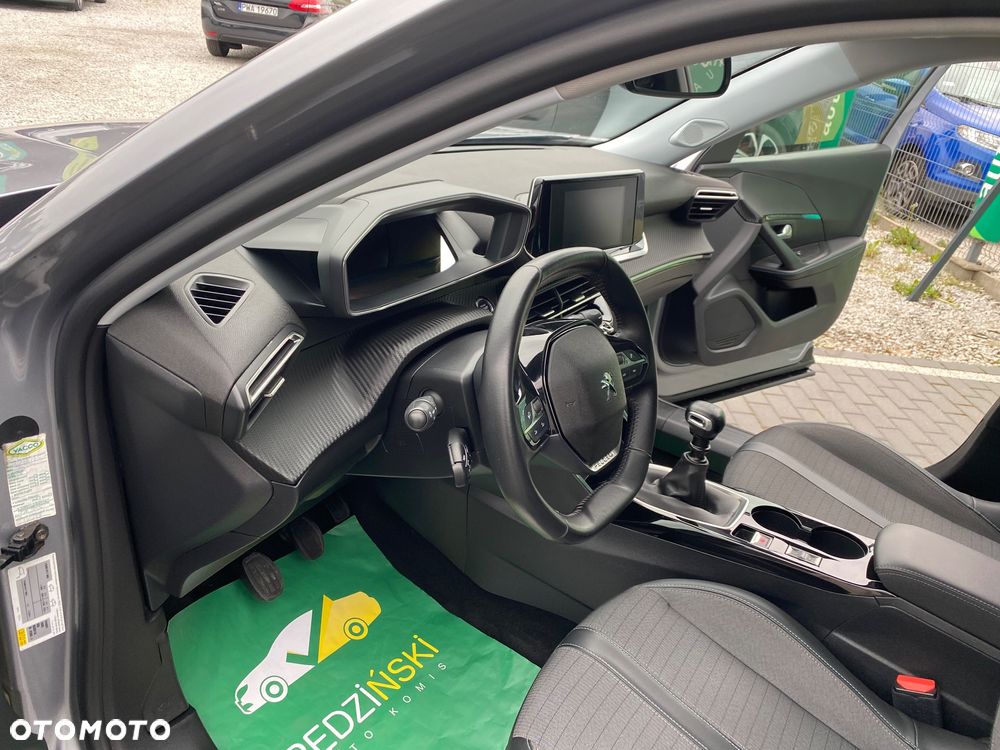 Peugeot 2008 BlueHDi 110 Allure - 11