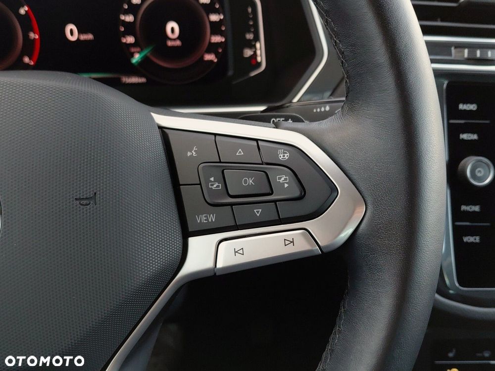 Volkswagen Tiguan 1.5 eTSI Elegance DSG - 23