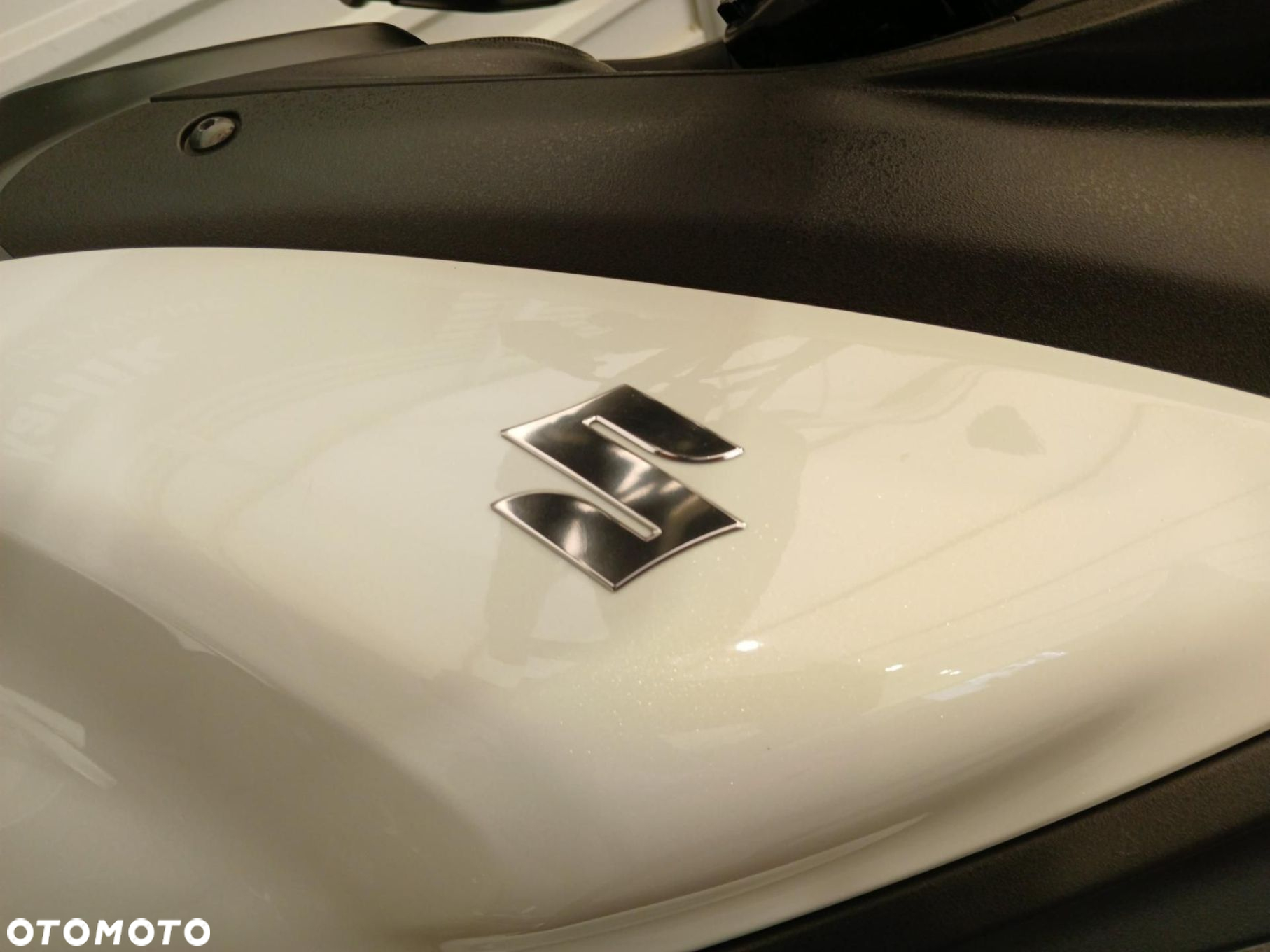 Suzuki DL - 14