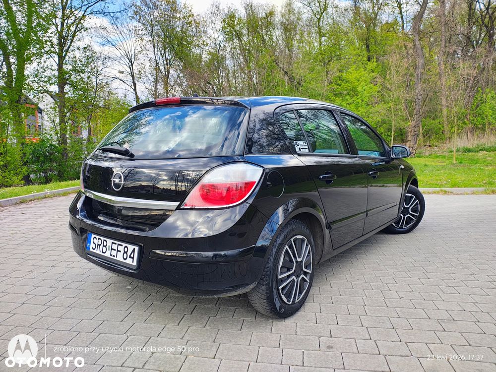 Opel Astra 1.4 NAVI - 1