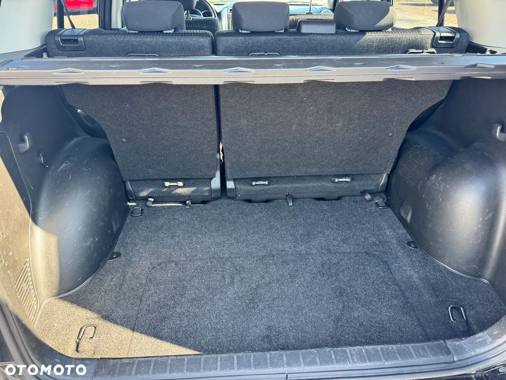 Suzuki Grand Vitara 1.9 DDiS - 5