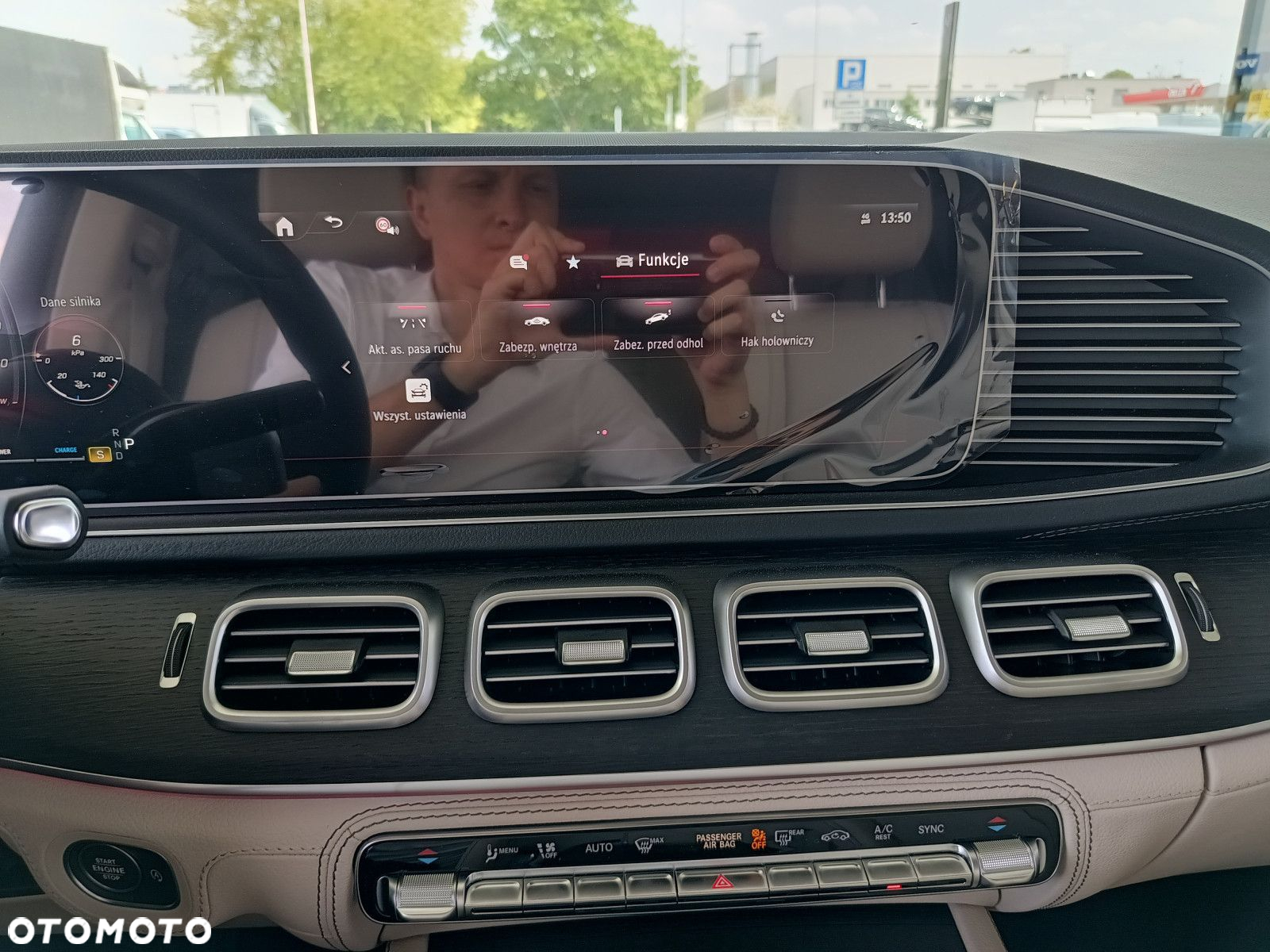 Mercedes-Benz GLE - 27