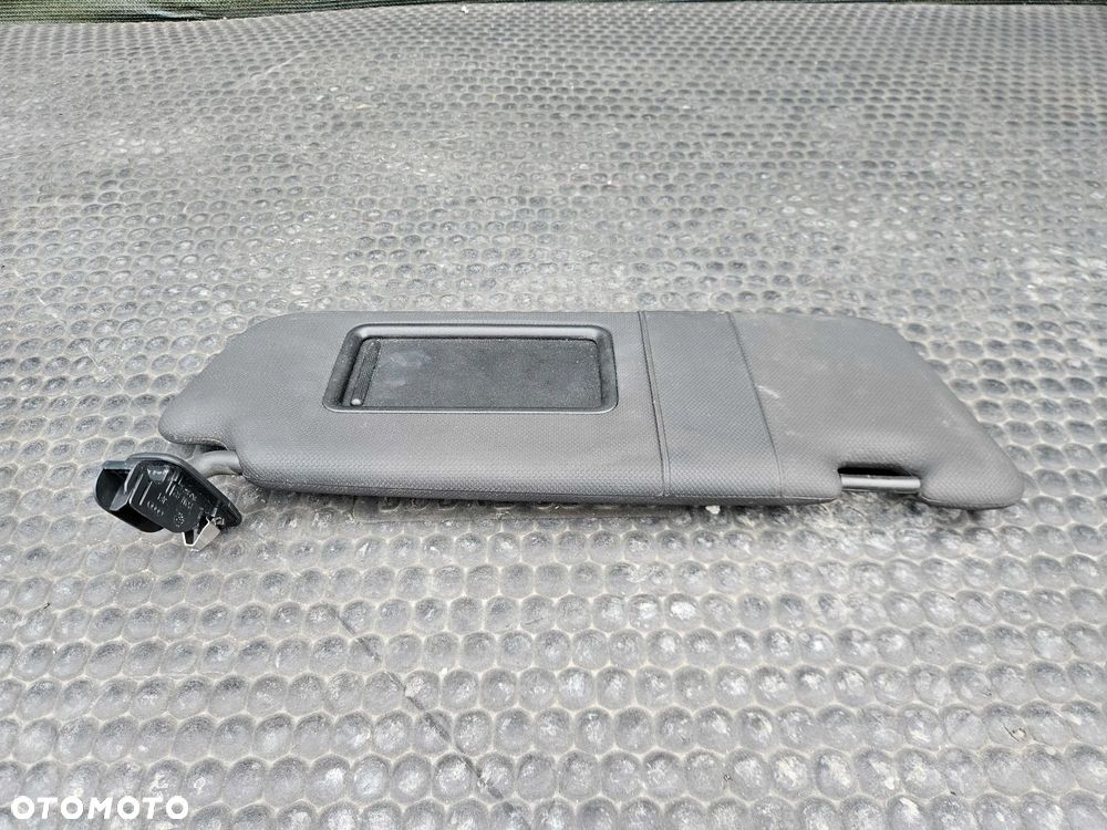 Daszek Słonecznik 8K0857551 8K0857552 Czarne S-Line Oslona Przeciwsloneczna Haczyk Lewa Prawa AUDI A4 B8 - 34