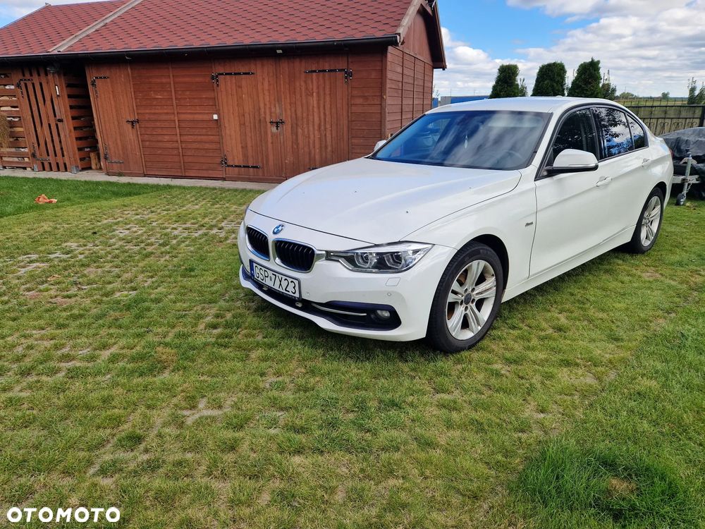 BMW Seria 3 318i Sport Line Shadow - 4