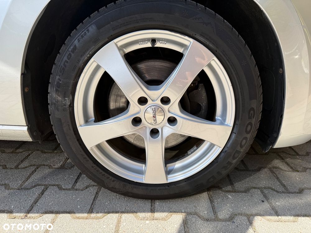 Volkswagen Touran 2.0 TDI BMT Highline DSG - 39