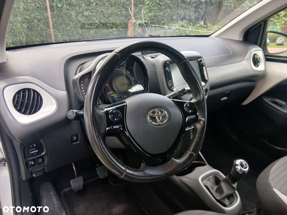 Toyota Aygo 1.0 VVT-i Black Edition - 4