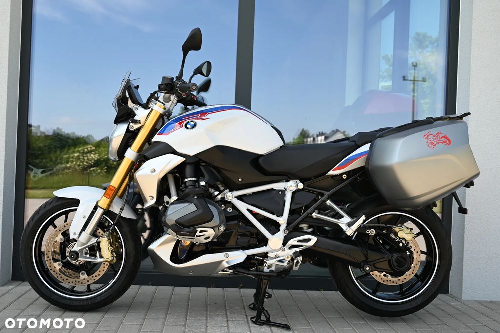 BMW R - 3
