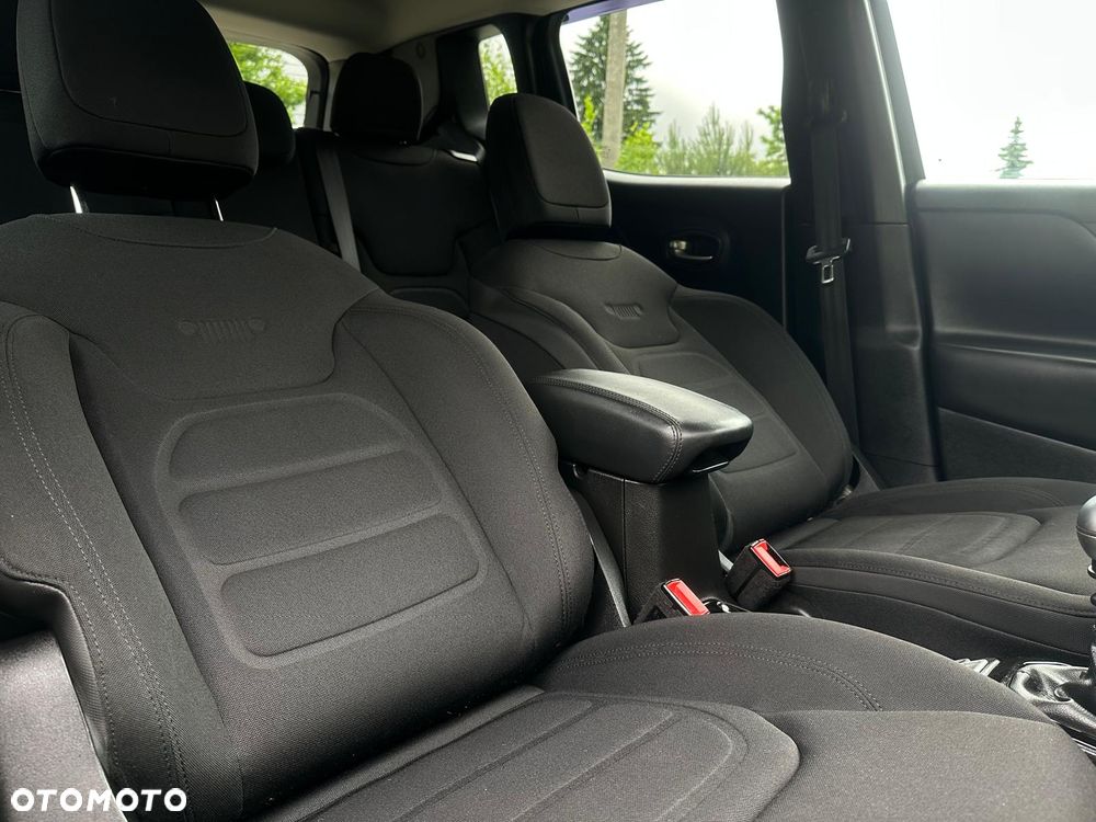 Jeep Renegade - 18