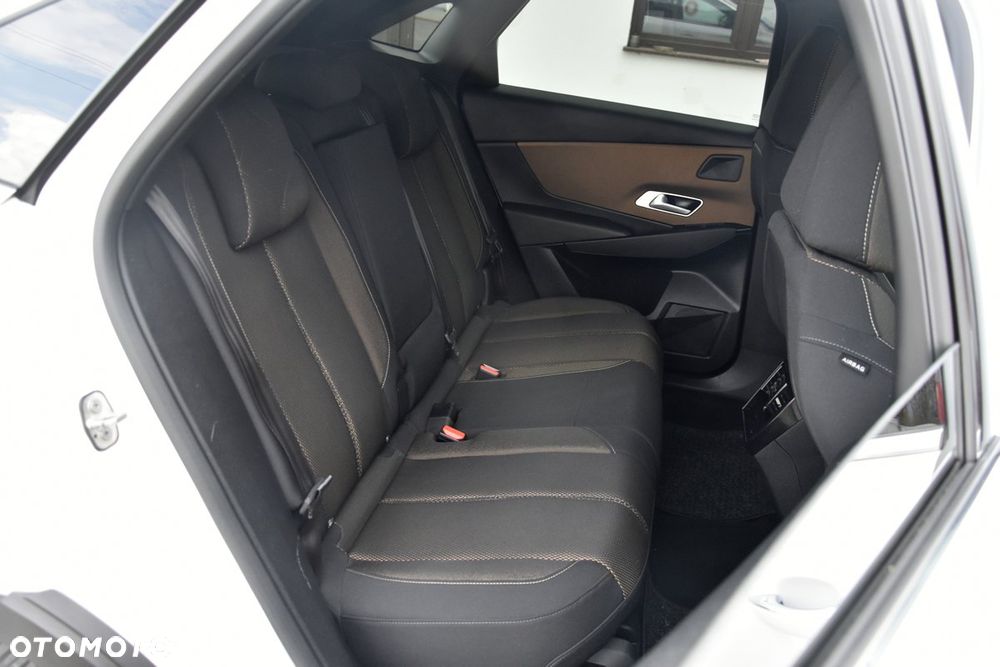 DS Automobiles DS 7 Crossback - 28