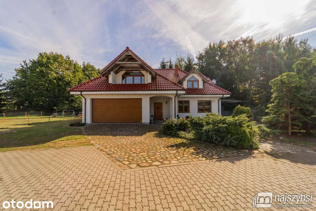 Casa, 389 m²