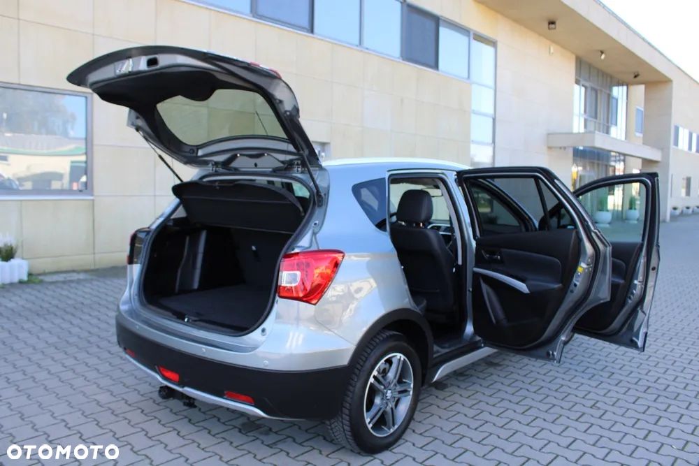 Suzuki SX4 S-Cross 1.4 SHVS Premium Plus SP 4WD - 17
