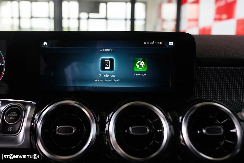 Mercedes-Benz GLB 200 d - 43