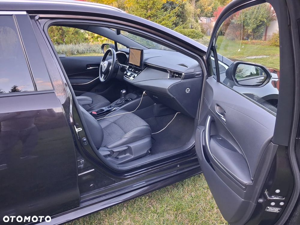 Toyota Corolla 1.8 Hybrid Style - 14