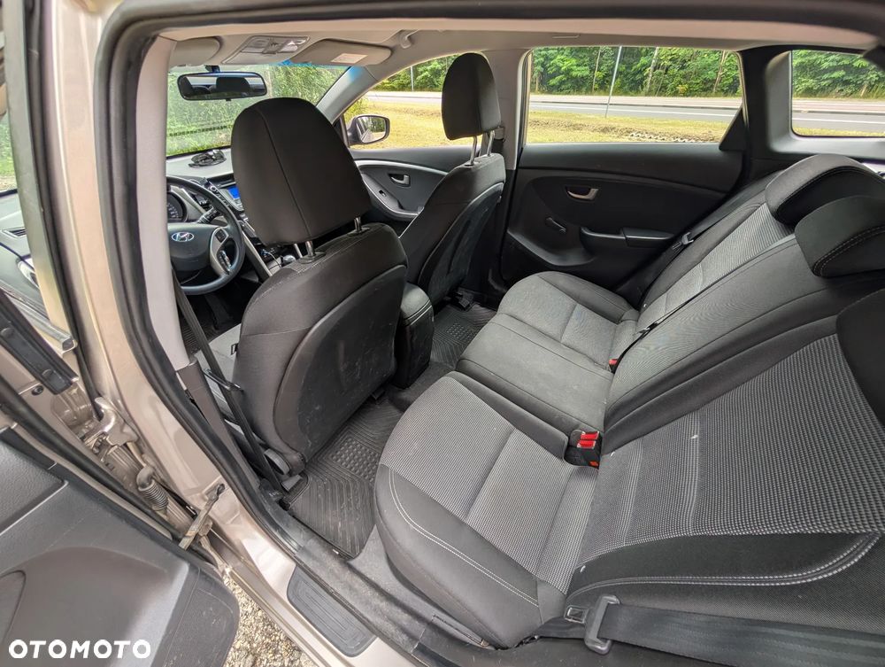 Hyundai i30 1.6 CRDi Comfort - 12