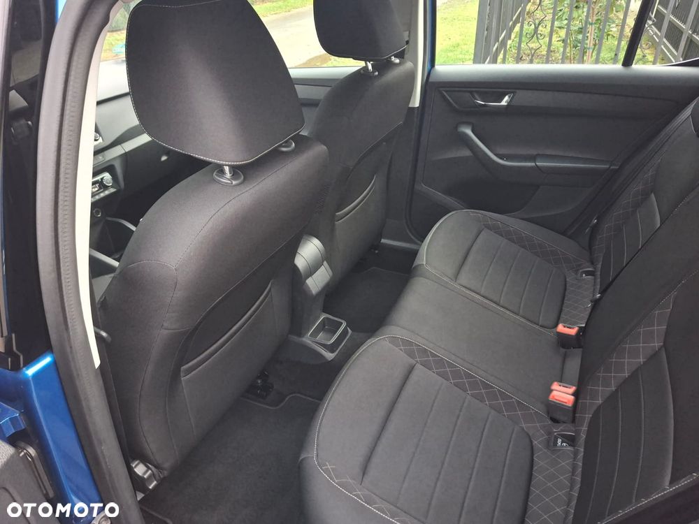 Skoda Fabia 1.0 TSI Cool Edition Red & Grey - 12