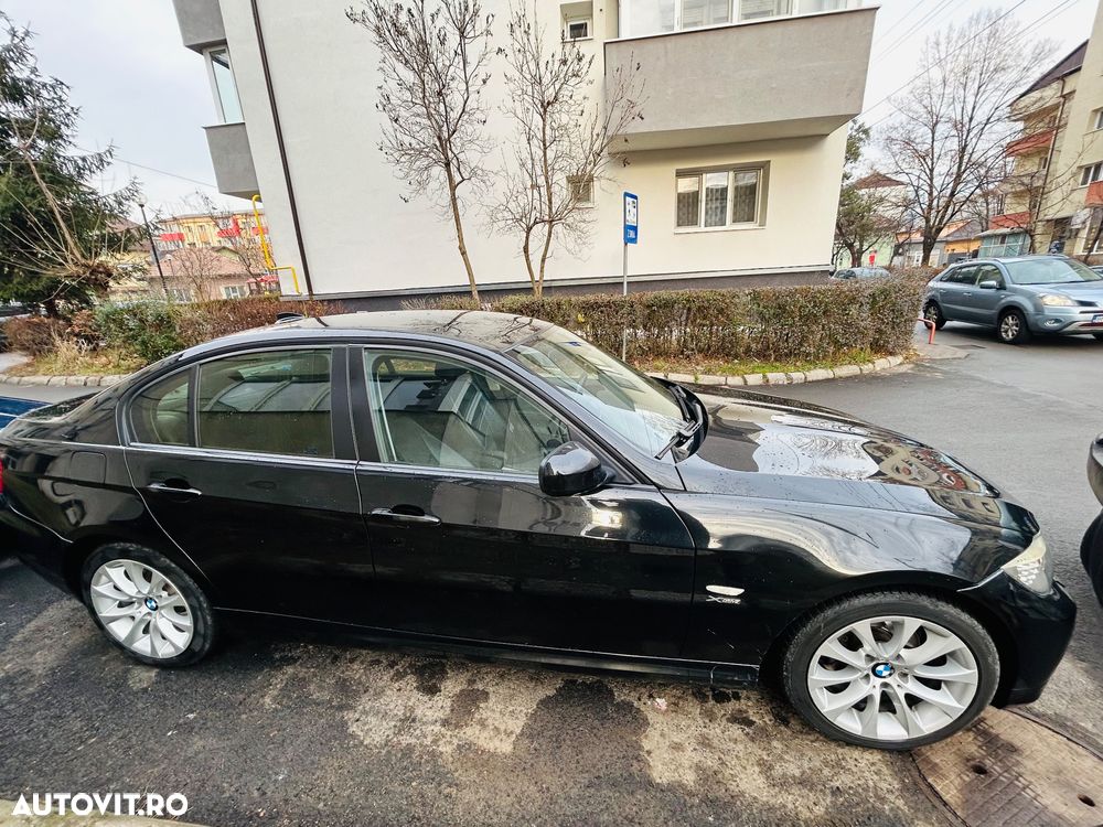 BMW Seria 3 320d xDrive DPF Aut. - 9