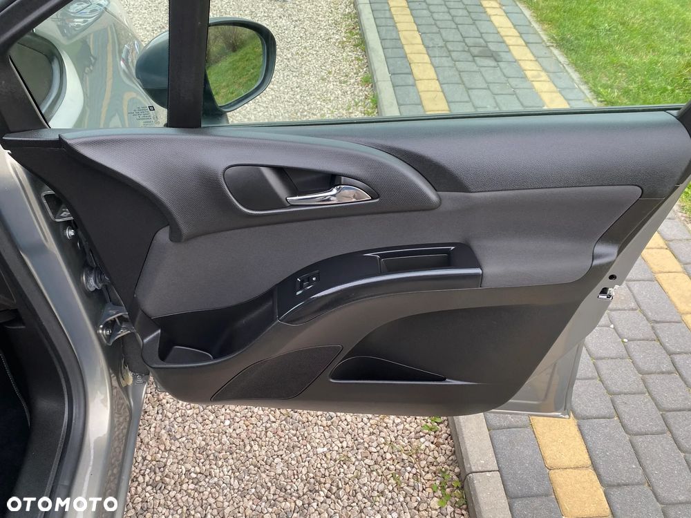 Opel Meriva - 34