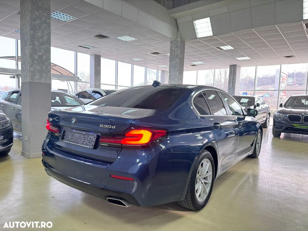 BMW Seria 5 530d xDrive Aut. - 9