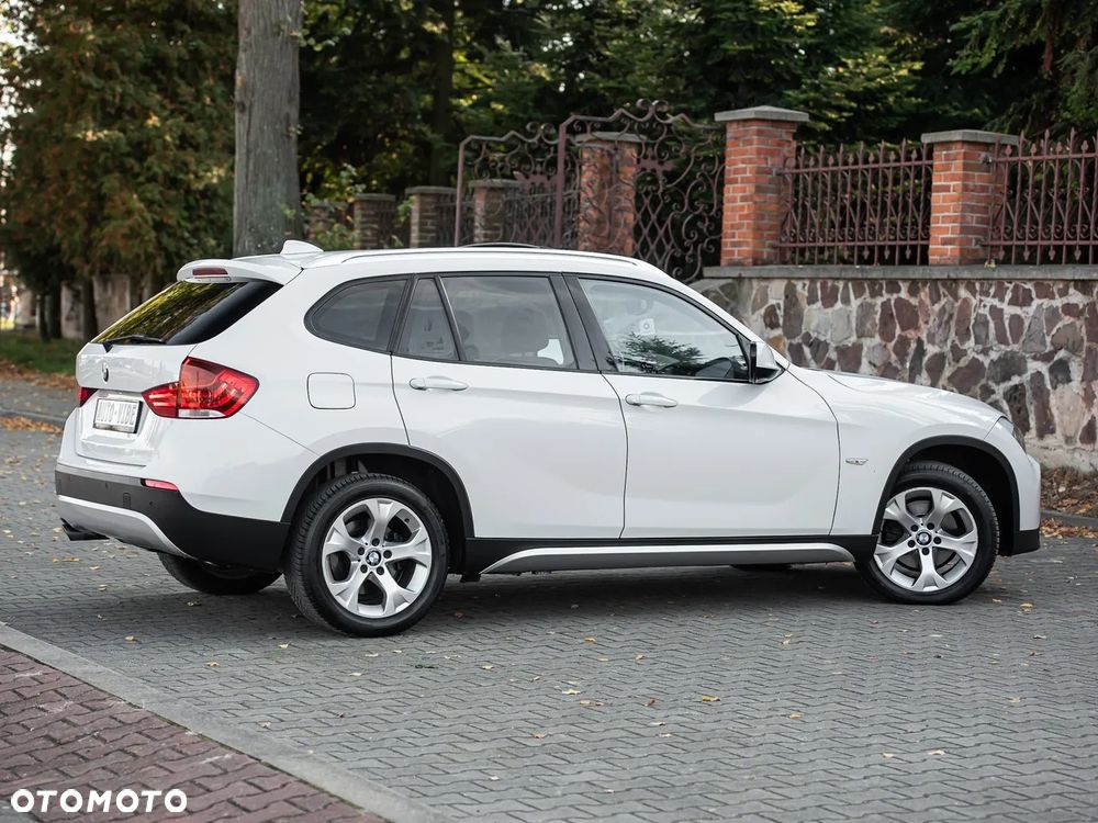 BMW X1 xDrive18d xLine - 14