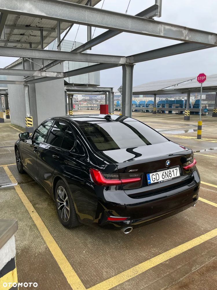 BMW Seria 3 320i xDrive - 5