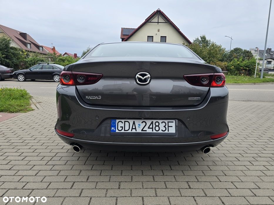 Mazda 3 - 4