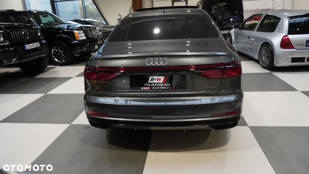 Audi A8 - 20