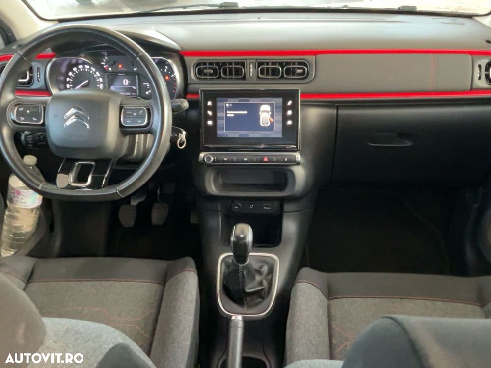Citroën C3 1.2 PureTech BVM Shine - 9
