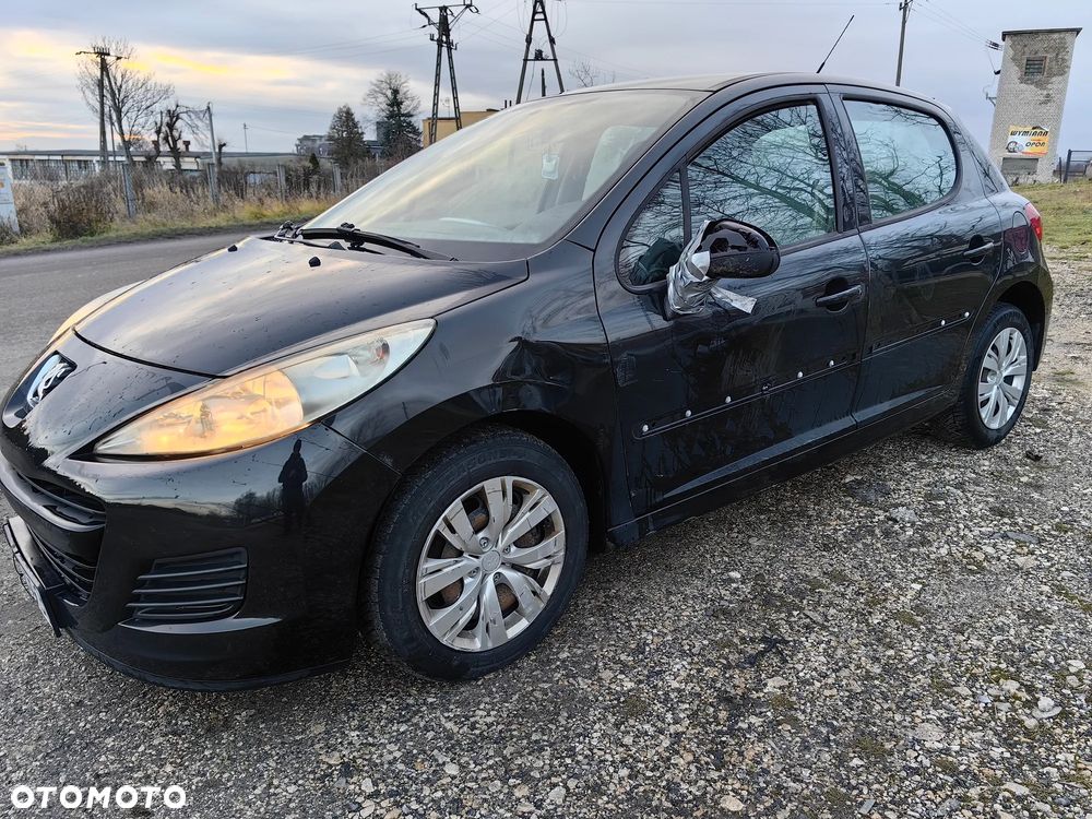 Peugeot 207 1.4 HDi Presence Euro5 - 10