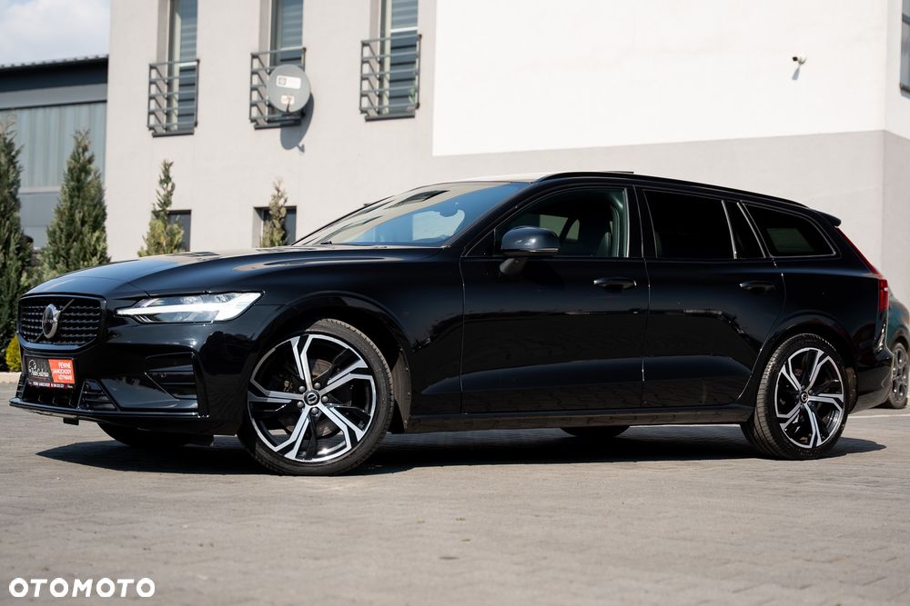 Volvo V60 B4 B DKG Ultimate Dark - 9